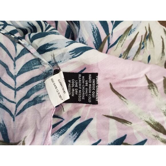 Torrid Floral Print Kimono Top Pink Open Front Short Sleeve Size 1/2 - Picture 5 of 5